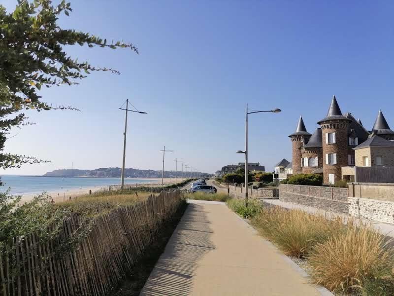 Le Petit Logis De Barneville Plage Wc Exterieur エクステリア 写真